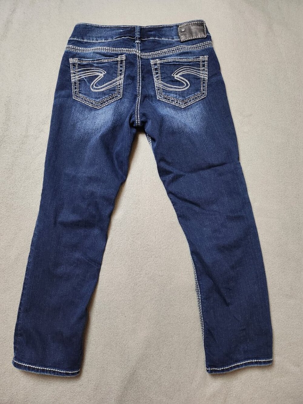 Silver Jeans Suki Mid Capri Dark Wash Thick Stitch Women's 27